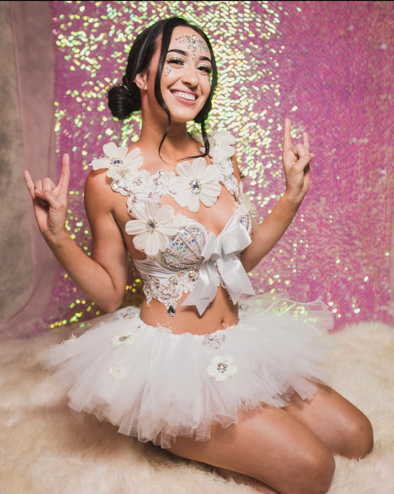 Dasie flower In White Inspired outfit set, mermaid, Rave wear, EDC, Mu –  Fayes Couture